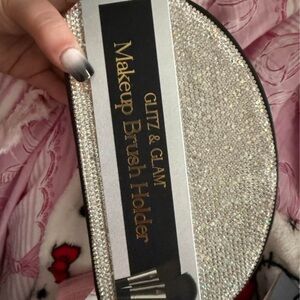 Glitz & Glam Silver Hair Accessory